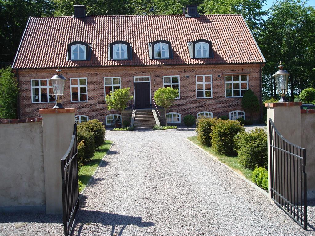 Saebyholms Gard Bed and Breakfast Laholm Exterior foto