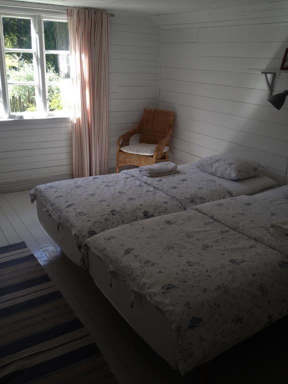 Saebyholms Gard Bed and Breakfast Laholm Habitación foto